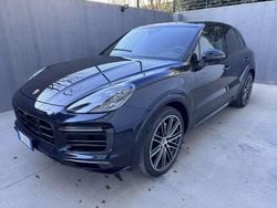 Blu/azzurro Usata 2020 Porsche Cayenne Sport SUV | 64.999 € (Molto cara)