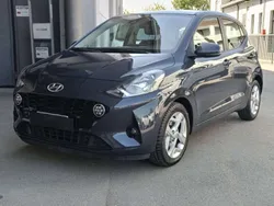 Grigio Usata 2023 Hyundai i10 Advanced Plus Due volumi | 13.900 € (Cara)