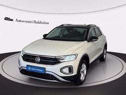 Grigio Usata 2022 VW T-Roc Life SUV | 22.900 € (Buon prezzo)