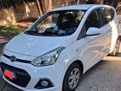 Bianco Usata 2015 Hyundai i10 Due volumi | 7500 €
