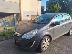 Usata 2013 Opel Corsa Due volumi | 3000 € (Buon prezzo)
