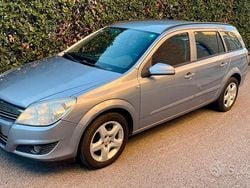 Usata 2008 Opel Astra Station wagon | 1400 € (Ottimo prezzo)