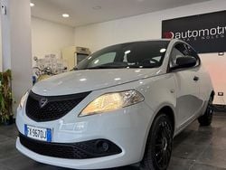 Grigio Usata 2019 Lancia Ypsilon Due volumi | 10.000 € (Buon prezzo)