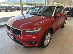 Rosso Usata 2020 Volvo XC40 Momentum SUV | 23.900 € (Buon prezzo)