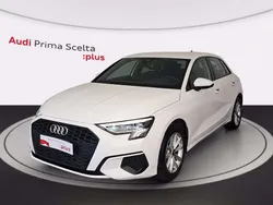 Bianco ibis Usata 2023 Audi A3 Sportback g-tron Advanced Tre volumi | 25.900 € (Buon prezzo)