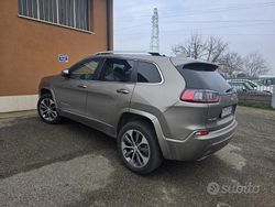 Usata 2019 Jeep Cherokee Overland SUV | 19.000 € (Molto cara)