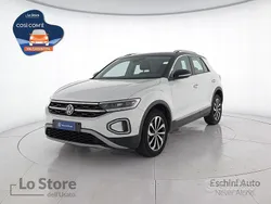 Pure white deep black perlato Usata 2022 VW T-Roc Style SUV | 21.000 € (Buon prezzo)