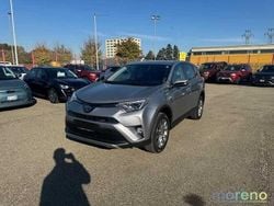 Argento Usata 2018 Toyota RAV4 Hybrid SUV | 20.490 € (Cara)