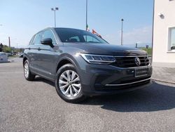 Antracite / metallizzato Usata 2023 VW Tiguan Life SUV | 28.900 € (Buon prezzo)
