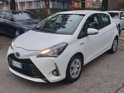 Bianco Usata 2020 Toyota Yaris Hybrid Business Edition Tre volumi | 13.650 € (Buon prezzo)