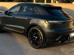 Usata 2017 Porsche Macan S SUV | 46.000 € (Molto cara)