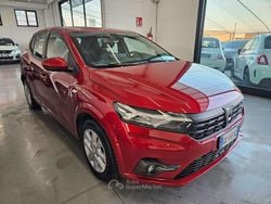 Rosso Usata 2022 Dacia Sandero Comfort Tre volumi | 9900 € (Ottimo prezzo)