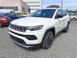Bianco Nuova 2025 Jeep Compass Altitude SUV | 32.950 €