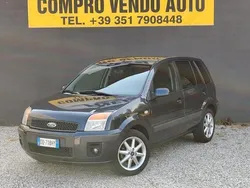 Grigio Usata 2007 Ford Fusion Tre volumi | 2400 € (Buon prezzo)
