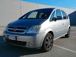 Blu Usata 2004 Opel Meriva Cosmo Monovolume | 1200 €
