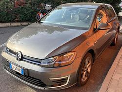 Grigio Usata 2020 VW e-Golf Due volumi | 17.000 € (Buon prezzo)