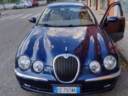 Blu/azzurro Usata 2003 Jaguar S-Type S Tre volumi | 10.000 € (Molto cara)