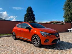 Usata 2023 Renault Clio V Tre volumi | 16.000 € (Cara)