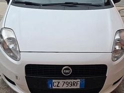 Bianco Usata 2006 Fiat Punto Due volumi | 3500 € (Molto cara)
