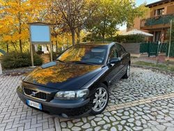 Nero Usata 2002 Volvo S60 Tre volumi | 7800 €