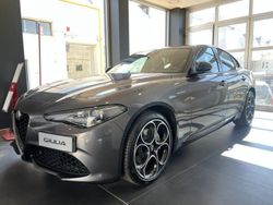 Grigio vesuvio Usata 2023 Alfa Romeo Giulia Veloce Tre volumi | 48.400 € (Cara)