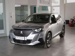 Grigio / gray Usata 2023 Peugeot 2008 Allure SUV | 23.750 € (Buon prezzo)