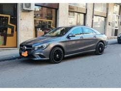Grigio Usata 2015 Mercedes CLA180 Tre volumi | 10.500 € (Ottimo prezzo)