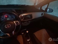 Grigio Usata 2012 Toyota Vista Tre volumi | 7000 €