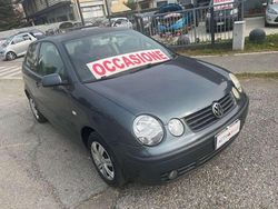 Grigio Usata 2003 VW Polo Comfortline Tre volumi | 1900 € (Ottimo prezzo)