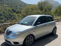 Usata 2009 Lancia Ypsilon Due volumi | 4150 € (Cara)
