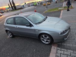 Grigio Usata 2008 Alfa Romeo 147 Due volumi | 2999 € (Molto cara)