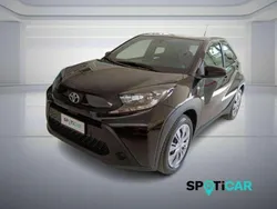 Nero Usata 2024 Toyota Aygo Active Due volumi | 15.900 € (Buon prezzo)