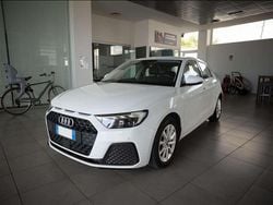 Bianco(met.) Usata 2020 Audi A1 Sportback Business Due volumi | 19.300 € (Buon prezzo)