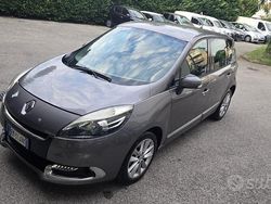 Grigio Usata 2012 Renault Scénic III XMOD Monovolume | 3900 € (Buon prezzo)
