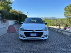Bianco Usata 2018 Hyundai i20 Blackline Due volumi | 9600 € (Buon prezzo)