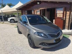 Grigio Usata 2022 Lancia Ypsilon Silver Due volumi | 9900 € (Ottimo prezzo)