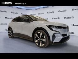 Grigio Nuova 2025 Renault Mégane Komfort Tre volumi | 32.300 €