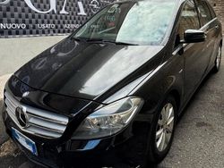 Nero Usata 2014 Mercedes A180 Premium Tre volumi | 7499 € (Super prezzo)