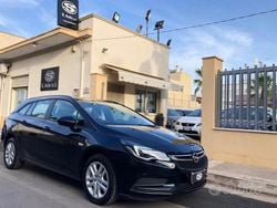 Nero Usata 2016 Opel Astra Cosmo Station wagon | 8500 € (Buon prezzo)