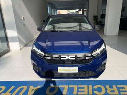 Blu metallizzato Usata 2023 Dacia Sandero Essentiel Due volumi | 12.900 € (Cara)