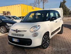 Bianco Usata 2012 Fiat 500L Lounge Monovolume | 5700 € (Buon prezzo)