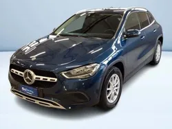 Blu metallizzato Usata 2023 Mercedes GLA200 Executive SUV | 35.400 € (Super prezzo)