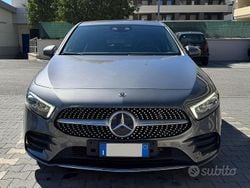 Grigio Usata 2019 Mercedes A200 Tre volumi | 24.000 € (Buon prezzo)