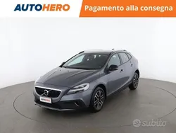 Nero Usata 2019 Volvo V40 CC Business Edition Station wagon | 13.999 € (Buon prezzo)