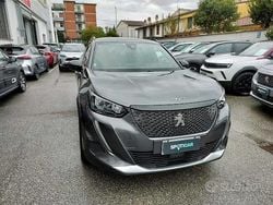 Grigio Usata 2023 Peugeot 2008 Allure SUV | 16.950 € (Buon prezzo)
