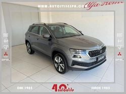 Grigio scuro Usata 2024 Skoda Karoq Style SUV | 26.490 € (Buon prezzo)