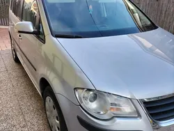 Usata 2009 VW Touran Monovolume | 5800 € (Molto cara)