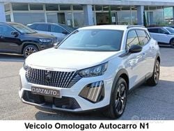 Bianco okenite metallizzato Nuova 2025 Peugeot 2008 Allure SUV | 20.500 € (Ottimo prezzo)