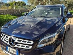 Blu/azzurro Usata 2018 Mercedes GLA200 SUV | 19.500 € (Buon prezzo)