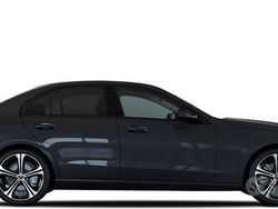 Grigio Nuova 2025 Mercedes C200 Tre volumi | 59.507 €